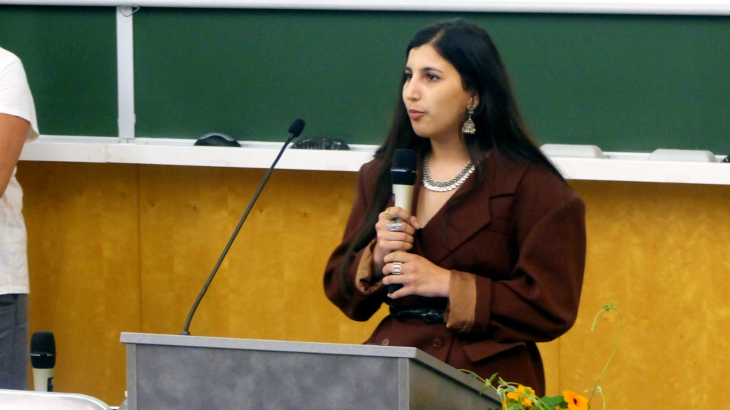 Hanna Uma Laufer lors de son discours de réception du Premier Prix le 19 mai